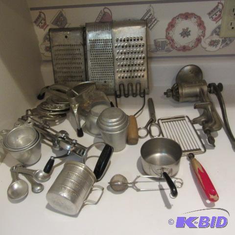 Vintage Kitchenwares