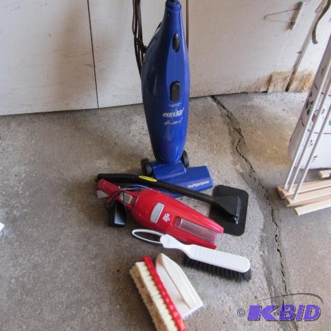 Eureka Broom, Dirt Devil Vac