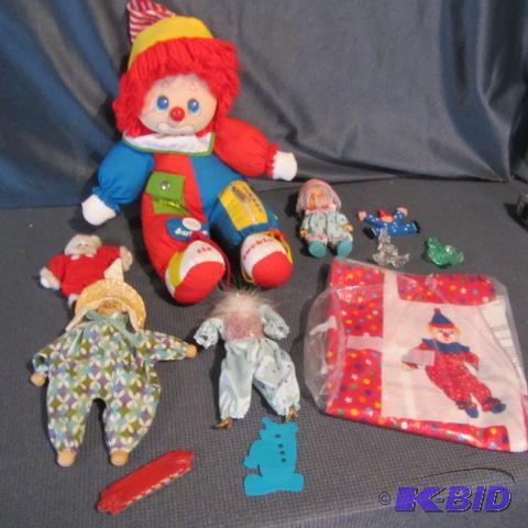 Teaching Doll, Clowns