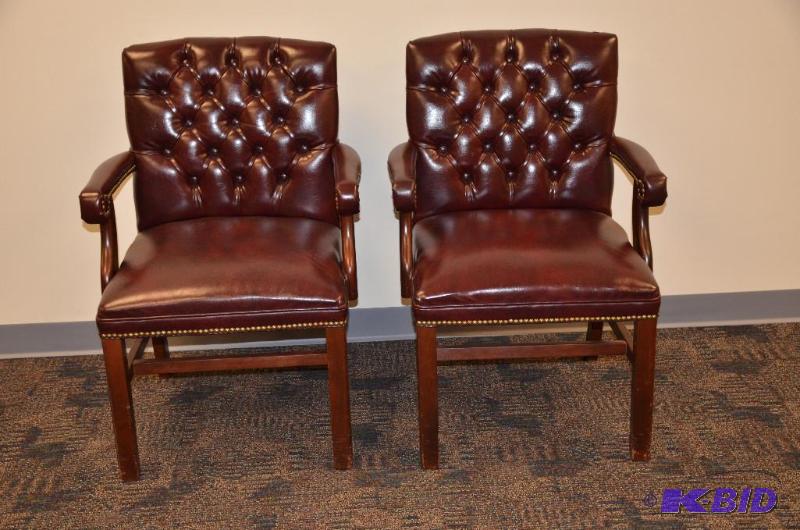 lot 3A image: Furniture