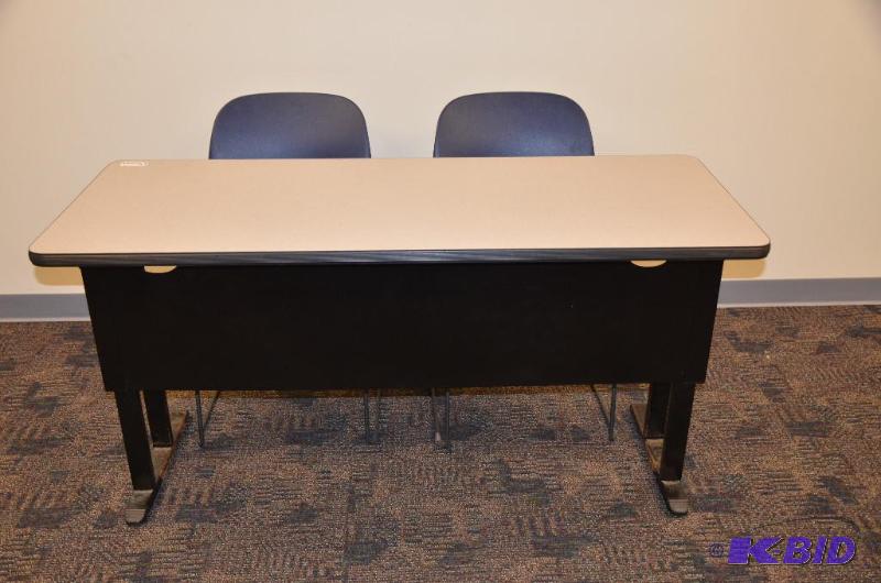 lot 80 image: Folding table 24x60" by Hon model 5364. ...