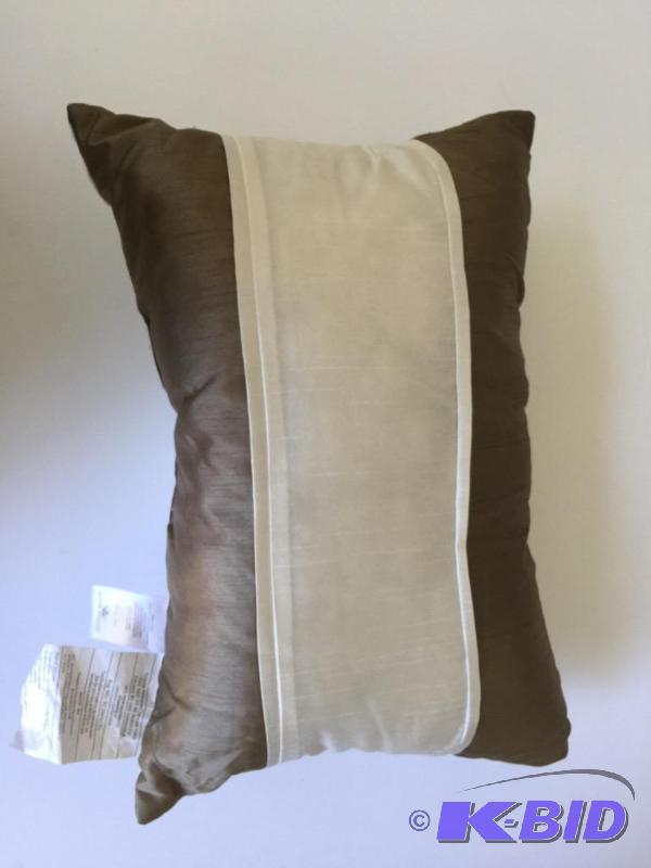 Jcpenney Royal Velvet Oblong Cream And Brushed Gold Pillow
