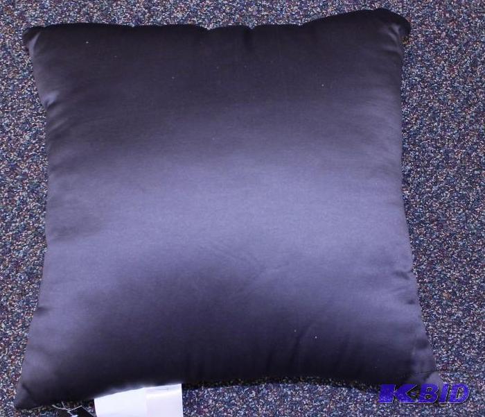 Studio Pillow Carbon