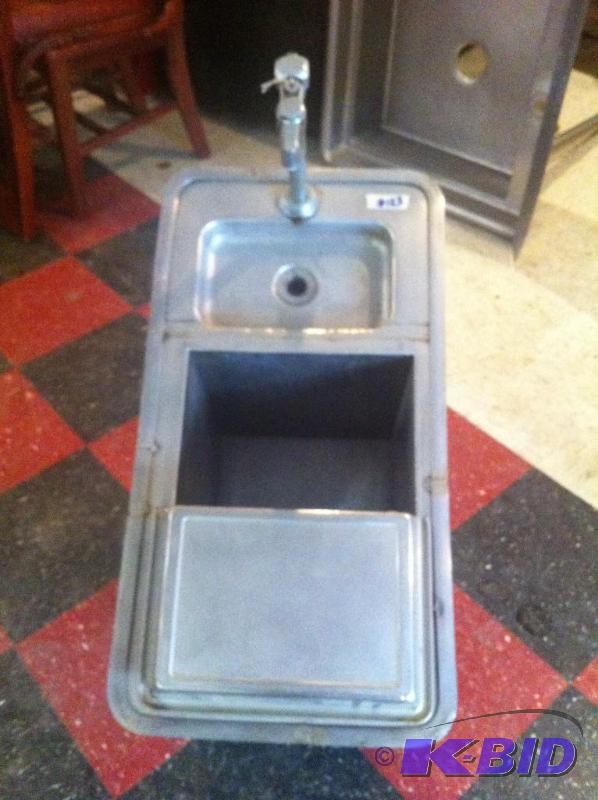 water dispenser