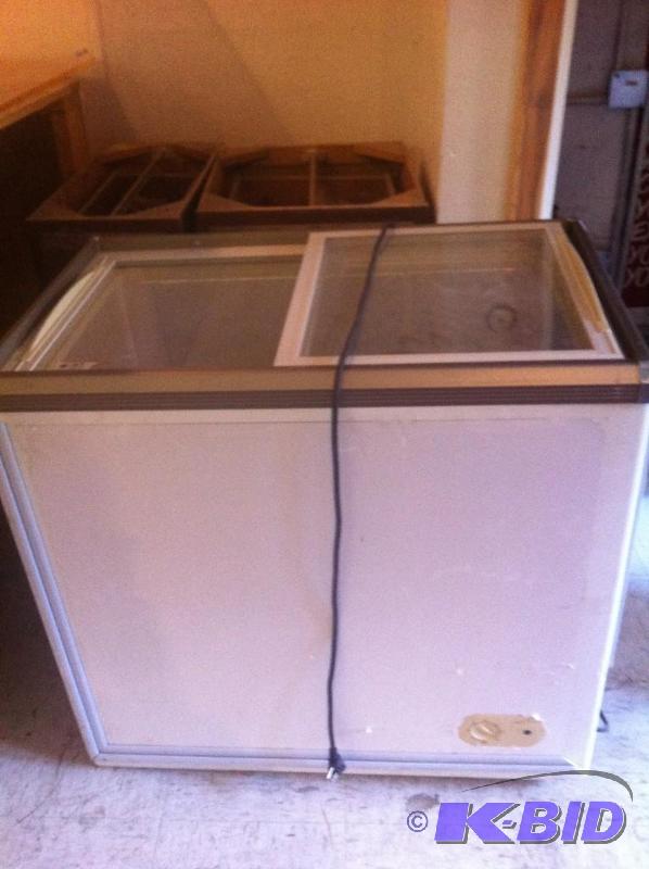 display freezer