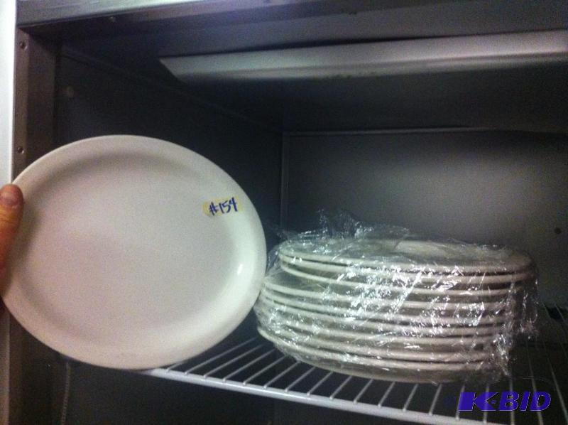 plates
