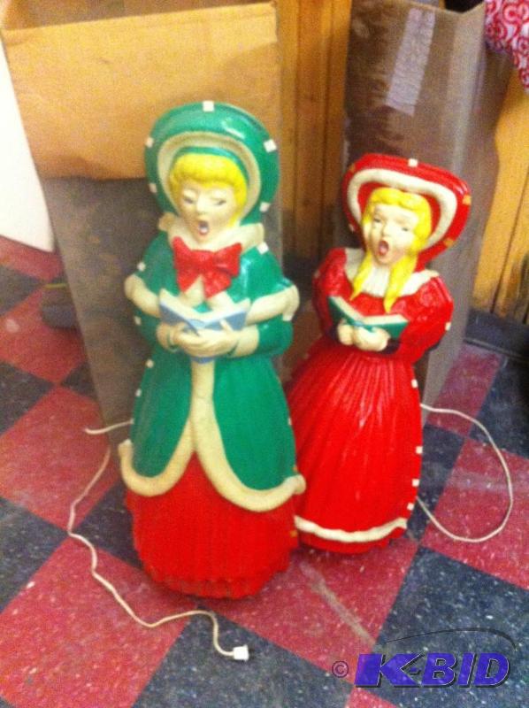 christmas carolers