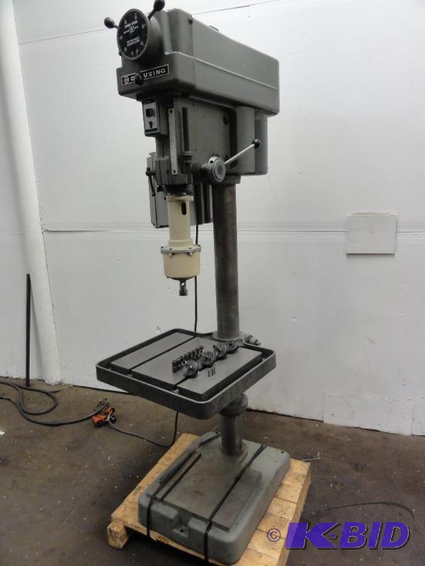 lot 10 image: Clausing Model 2274 20" Variable Speed F...