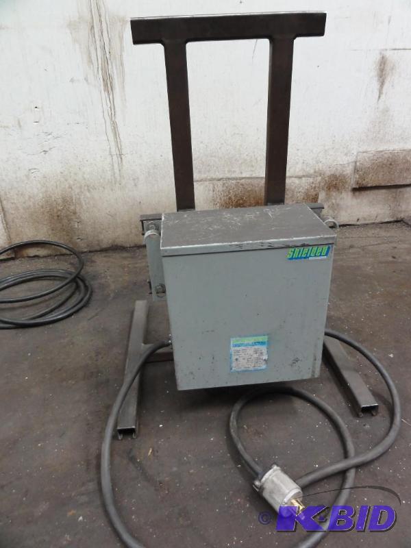 lot 159 image: Type HT Step Down 3kVA Transformer Cat No. HT...