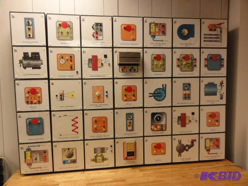 lot 176 image: Training Labs &quotTec Cube" Series EC ...