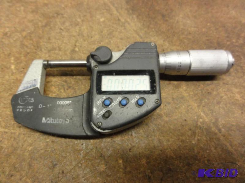 lot 201 image: Mitutoyo Digital Micrometer, 0" - 1"...