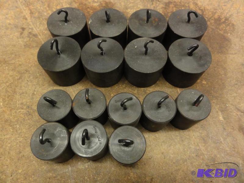 lot 210 image: (16) Hanging Weights, 500 Gram and 1000 Grams...