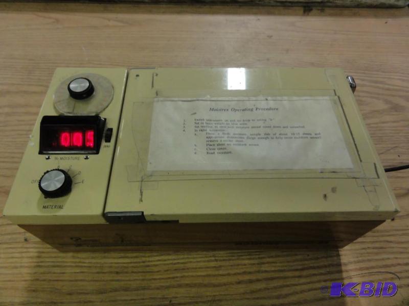 lot 232 image: Moistrex MX2000-D3 Moisture Inspection Indica...