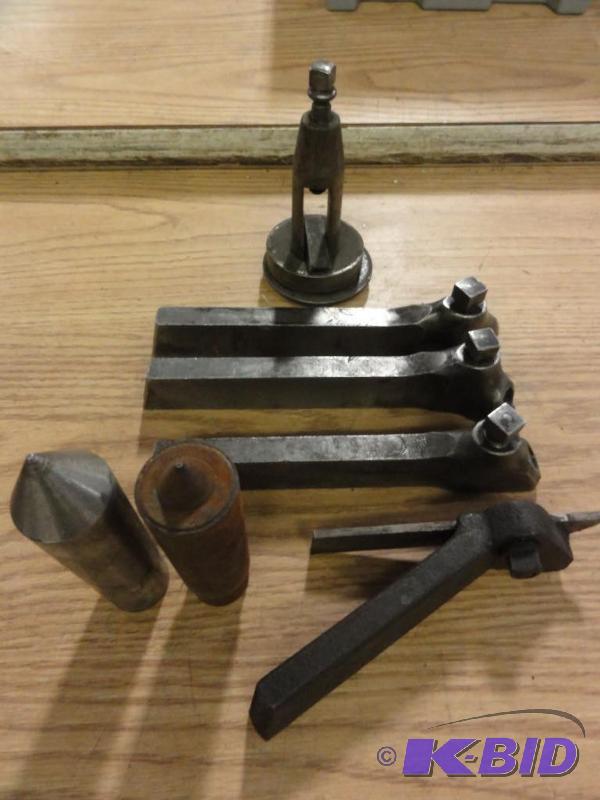 lot 239 image: Assorted Lathe Tool Holders, Cutting Bars and...