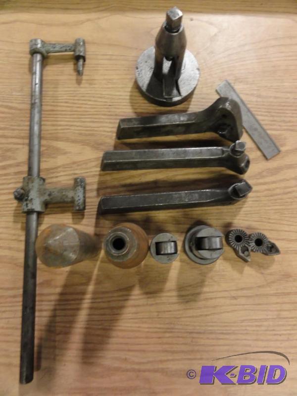 lot 240 image: Assorted Lathe Tool Holders, Cutting Bars, Ce...