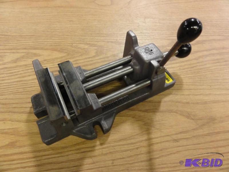 lot 266 image: Heinrich 4" Machine Speed Vise  ...