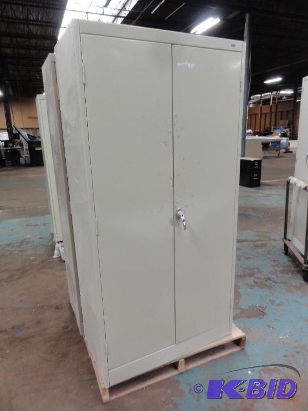 lot 294 image: Tennsco 2-Door Cabinet with 4-shelves, Approx...