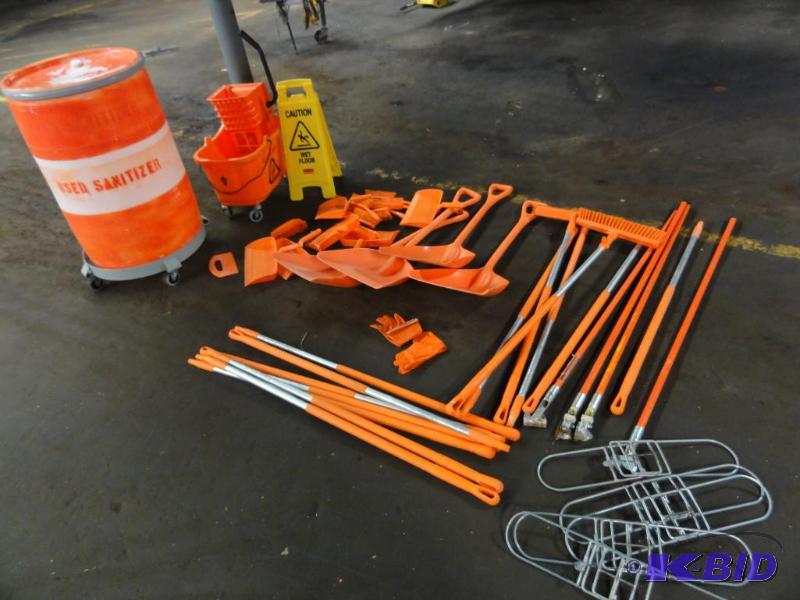 lot 306 image: Assorted Cleaning Supplies to include 55 Gal...