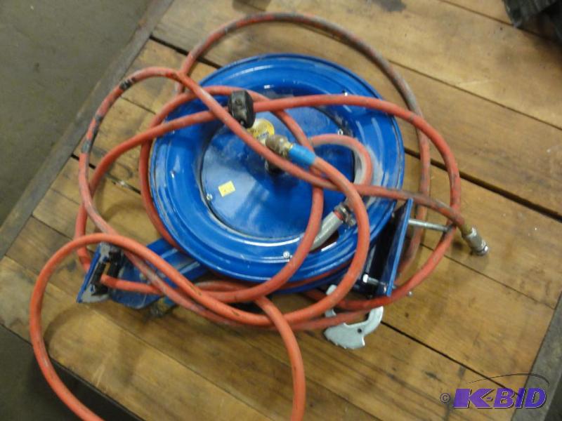 lot 61 image: EZ Coil Retractable Pneumatic Hose Reel (will...