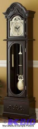 Classic Grandfather Clock - This grandfather ...
