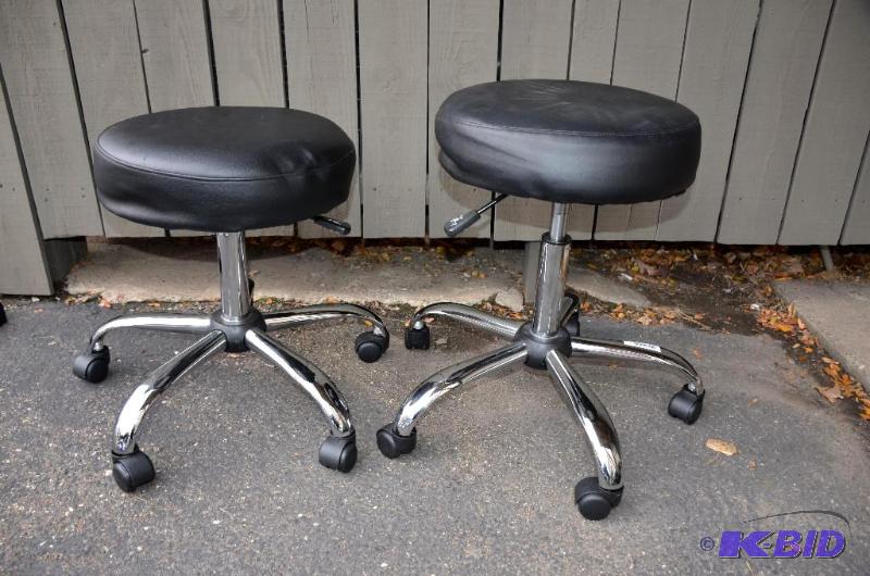 lot 12 image: two stools on wheels adjustable height 18-26&...