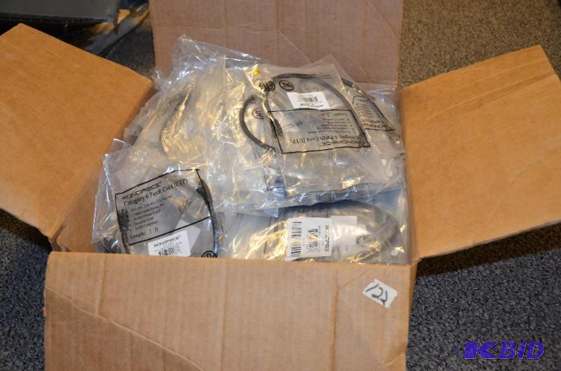 lot 122 image: approx 225 Monopeice Category 6 Patch Cords...