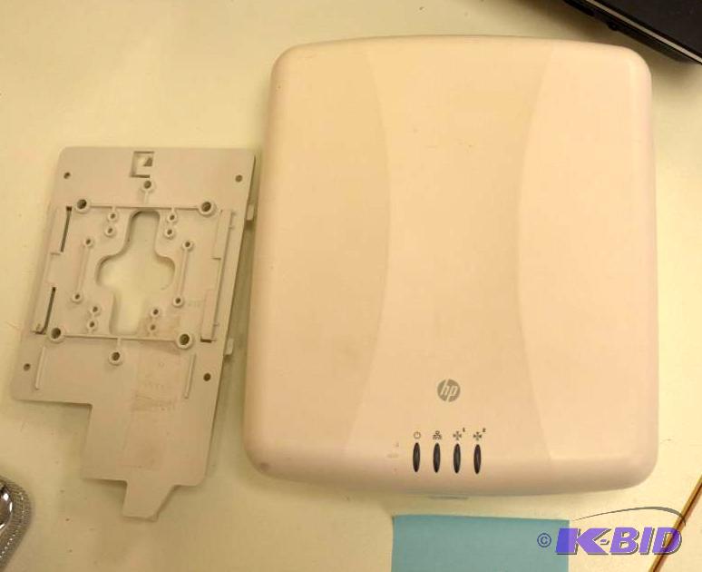 lot 171 image: HP wireless access point model E-MSM430...