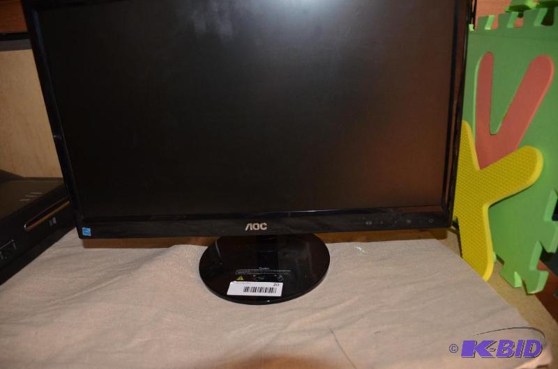 lot 20 image: AOC LCD monitor model 200LM00011. Powers up...