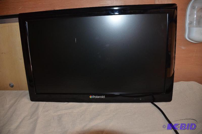 lot 26 image: Polaroid model TDAC02212 lcd tv dvd monitor w...