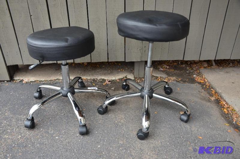 lot 9 image: two stools on wheels adjustable height 18-26&...