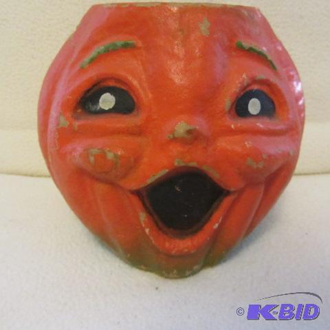 lot 101 image: Vintage Paper Mache Jackolantern