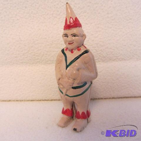 lot 13 image: Clown Cast Iron Bank