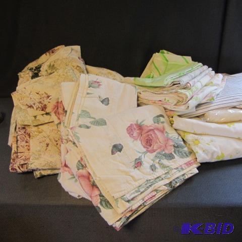 lot 147 image: Flannel & Cotton Sheets
