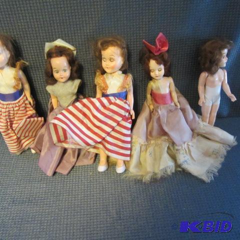 lot 155 image: Vintage Storybook Dolls