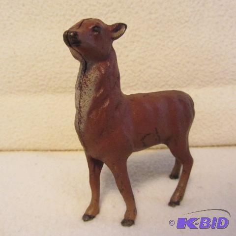 lot 16 image: Deer Cast Iron Bank