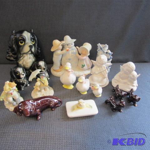 lot 163 image: Ceramic Knick Knacks