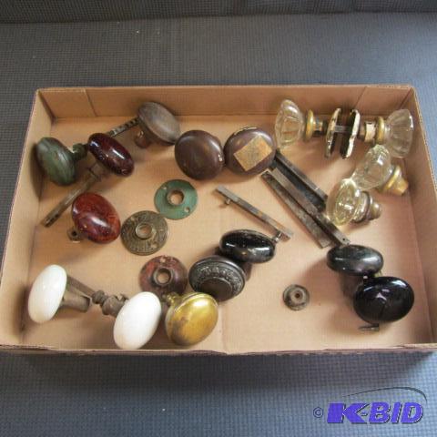 lot 167 image: Vintage Door Knobs