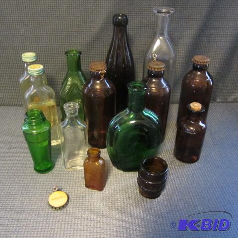 lot 172 image: Coca Cola, Apothecary Bottles