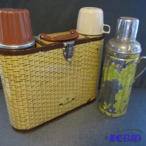 lot 177 image: Vintage Travel Set