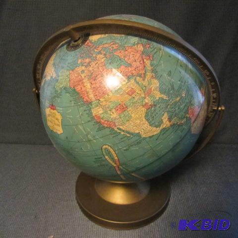 lot 200 image: Crams 12in Globe