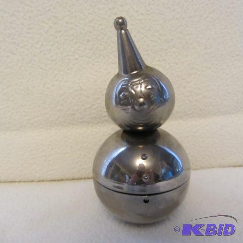 lot 22 image: Clown Bank