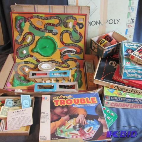 lot 237 image: Vintage Board Games