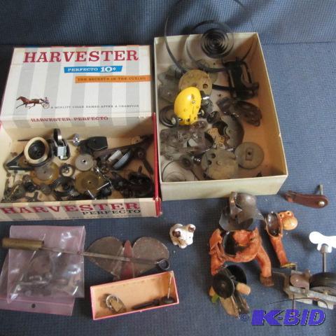 lot 296 image: Windup Toy Parts