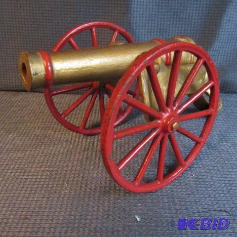 lot 301 image: Cast Cannon