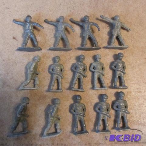 lot 306 image: Metal Soldiers