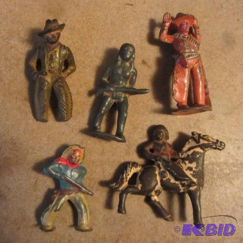 lot 312 image: Metal Cowboys & Indians