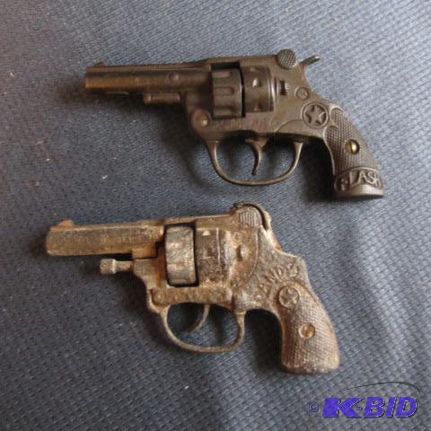 lot 316 image: Hubley Flash & Dandy Cap Pistols