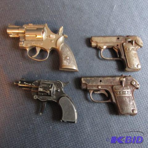 lot 327 image: Hubley Cap Guns