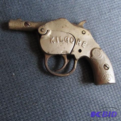 lot 331 image: Kilgore Cap Gun