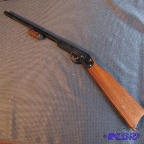 lot 362 image: Wyandotte Cork Gun